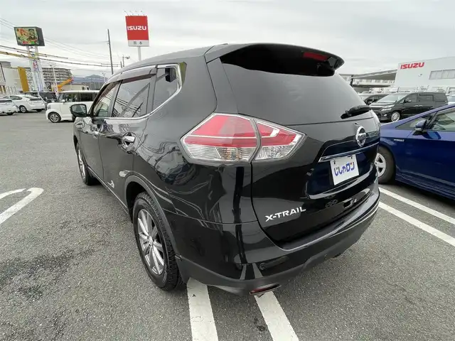 日産 エクストレイル 20X エマージェンシーブレーキ 熊本県 2014(平26)年 10.6万km ダイヤモンドブラック (株)IDOMが運営する【じしゃロン熊本店】の自社ローン専用車両になります。こちらは現金またはオートローンご利用時の価格です。自社ローンご希望の方は別途その旨お申付け下さい　/4WD/純正ナビ/バックカメラ/フルセグテレビ/DVD/CD/Bluetooth接続/ETC/シートヒーター/コーナーセンサー/LEDヘッドライト/オートライト/スマートキー/純正アルミホイール付き夏タイヤ積み込み