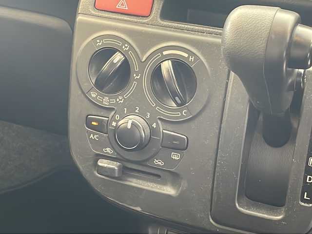 スズキ アルト L 岐阜県 2019(平31)年 3.9万km シルキーシルバーメタリック スズキセーフティサポート/車線逸脱警報/アイドリングストップ/キーレス/オートライト/シートヒーター/リアソナー/スペアキー