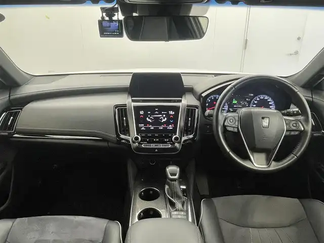 トヨタ クラウン RS アドバンス 茨城県 2018(平30)年 7.4万km ホワイトパールクリスタルシャイン 純正8型ナビ/バックカメラ/フルセグ/衝突被害軽減ブレーキ/車線逸脱抑制装置/レーダークルーズコントロール/オートマチックハイビーム/クリアランスソナー/BSM/車高調/ETC/ドラレコ/HUD/シートヒーター/純正18インチAW/3眼LEDヘッドライト/スマートキー