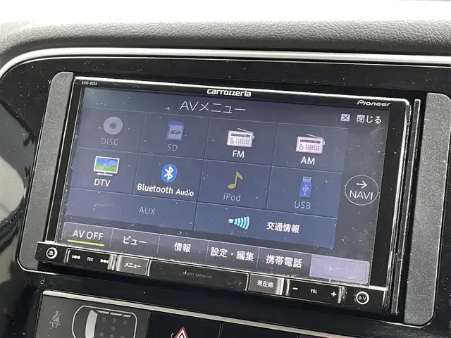 三菱 アウトランダー ＰＨＥＶ G Limited Edition 滋賀県 2019(令1)年 6.4万km シルキーホワイト 禁煙車/社外ナビ/CD.DVD.Bluetooth.フルセグ/衝突軽減ブレーキ/レーダークルーズコントロール/ハーフレザーシート/前席シートヒーター/ステアリングヒーター/パドルシフト/クリアランスソナー/LEDヘッドライト/オートライト/電子パーキング/オートブレーキホールド/ETC/D席パワーシート/車線逸脱警報/スマートキー/スペアキー