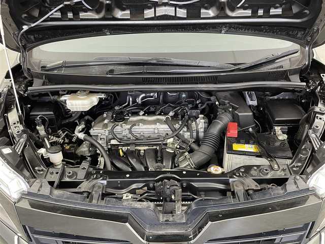 トヨタ ヴォクシー ZS 煌Ⅲ 大分県 2020(令2)年 3.5万km イナズマスパーキングブラックガラスフレーク トヨタセーフティセンス/・プリクラッシュセーフティ/・レーンディパーチャーアラート/・オートハイビーム/純正ナビ/（Bluetooth/CD/DVD/フルセグ）/バックカメラ/クリアランスソナー/クルーズコントロール/両側パワースライドドア/ハーフレザーシート/ステアリングリモコン/プッシュスタート/スマートキー/LEDヘッドライト/フォグライト/純正アルミホイール