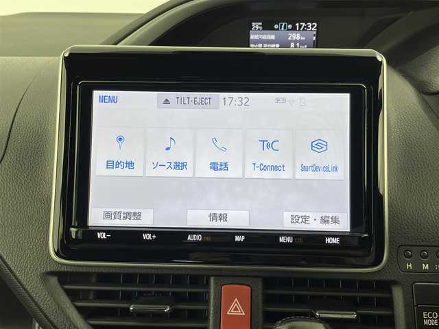 トヨタ ヴォクシー ZS 煌Ⅲ 大分県 2020(令2)年 3.5万km イナズマスパーキングブラックガラスフレーク トヨタセーフティセンス/・プリクラッシュセーフティ/・レーンディパーチャーアラート/・オートハイビーム/純正ナビ/（Bluetooth/CD/DVD/フルセグ）/バックカメラ/クリアランスソナー/クルーズコントロール/両側パワースライドドア/ハーフレザーシート/ステアリングリモコン/プッシュスタート/スマートキー/LEDヘッドライト/フォグライト/純正アルミホイール