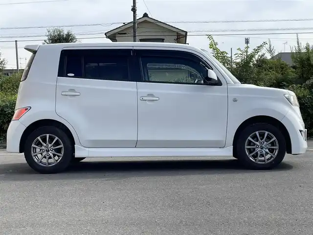 トヨタ ｂＢ Z Xバージョン 東京都 2006(平18)年 8.8万km ホワイト 前後ドライブレコーダー/ＥＴＣ/電格ミラー/パワステ/パワーウィンドウ/ＬＥＤヘッドランプ/フォグランプ/純正フロアマット/ドアバイザー/サイドスポイラー/リアルーフスポイラー　/ヘッドライトレベライザー