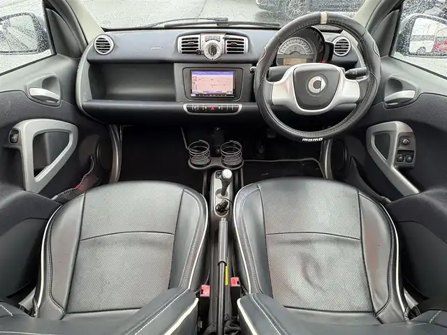 スマート ＭＣＣ スマート フォーツークーペ mhd 大分県 2010(平22)年 5.9万km 黒 ・ナビ(AM/FM/ワンセグ)/・ガラスルーフ/・リモコンキー/・純正フロアマット/・ETC/・ダブルエアバック/・ABS/・純正アルミホイール