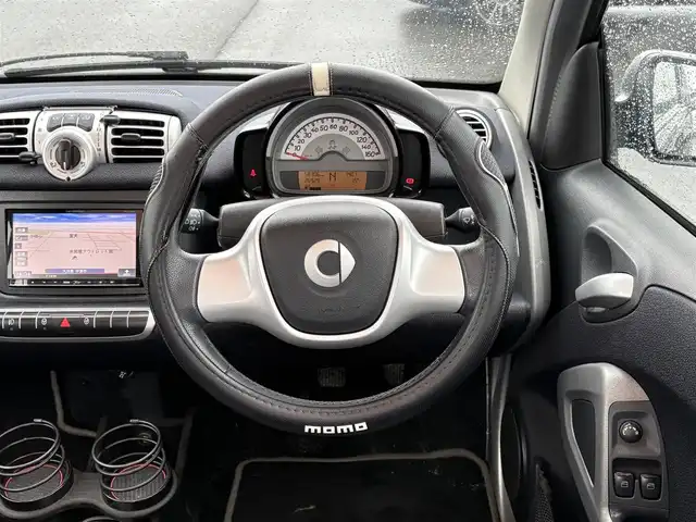 スマート ＭＣＣ スマート フォーツークーペ mhd 大分県 2010(平22)年 5.9万km 黒 ・ナビ(AM/FM/ワンセグ)/・ガラスルーフ/・リモコンキー/・純正フロアマット/・ETC/・ダブルエアバック/・ABS/・純正アルミホイール