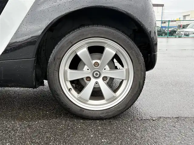 スマート ＭＣＣ スマート フォーツークーペ mhd 大分県 2010(平22)年 5.9万km 黒 ・ナビ(AM/FM/ワンセグ)/・ガラスルーフ/・リモコンキー/・純正フロアマット/・ETC/・ダブルエアバック/・ABS/・純正アルミホイール