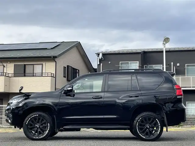 トヨタ ランドクルーザー プラド TX-L 70thアニバーサリーLTD 宮城県 2021(令3)年 4.8万km ブラック 純正ナビ/純正フロアマット/サンルーフ/ＥＴＣ/ＡＭ／ＦＭ／ＣＤ／ＤＶＤ／ＳＤ／Ｂｌｕｅｔｏｏｔｈ/フルセグＴＶ/社外ドラレコ前後（ＳＤカード無）/レーダークルーズコントロール/ＬＥＤオートハイビーム/プリクラッシュセーフティ/クリアランスソナー/ヘッドランプクリーナー/横滑り防止装置/レーンキープアシスト/ヒーターアイドルアップ/トランスファースイッチ/センターデフロック/セカンドスタートモード/ダウンヒルアシストコントロール/前席パワーシート/前席シートヒーター/エアーシート