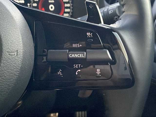 日産 フェアレディ Ｚ バージョンST 静岡県 2024(令6)年 0.9万km パールⅡ /ワンオーナー//純正ナビ/地デジTV//Bluetooth//バックカメラ//純正19インチAW//パドルシフト//レーダークルーズコントロール//3連メーター//LEDヘッドライト//シートヒーター//保証書//取説