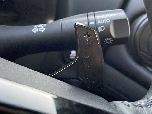 日産 フェアレディ Ｚ バージョンST 静岡県 2024(令6)年 0.9万km パールⅡ /ワンオーナー//純正ナビ/地デジTV//Bluetooth//バックカメラ//純正19インチAW//パドルシフト//レーダークルーズコントロール//3連メーター//LEDヘッドライト//シートヒーター//保証書//取説