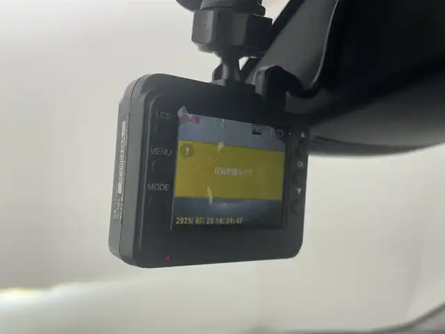トヨタ シエンタ G 福岡県 2022(令4)年 4万km ブラックマイカ 社外ナビ（Ｂｌｕｅｔｏｏｔｈ）　/バックカメラ　/ＥＴＣ　/前方ドライブレコーダー　/コーナーセンサー　/衝突被害軽減ブレーキ　/レーンキープ　/オートマチックハイビーム　/アイドリングストップ　/両側電動スライドドア　/プッシュスタート/ＬＥＤヘッドライト