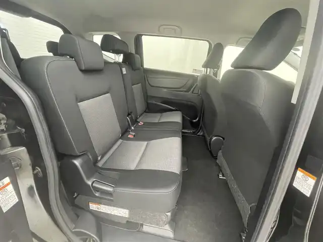 トヨタ シエンタ G 福岡県 2022(令4)年 4万km ブラックマイカ 社外ナビ（Ｂｌｕｅｔｏｏｔｈ）　/バックカメラ　/ＥＴＣ　/前方ドライブレコーダー　/コーナーセンサー　/衝突被害軽減ブレーキ　/レーンキープ　/オートマチックハイビーム　/アイドリングストップ　/両側電動スライドドア　/プッシュスタート/ＬＥＤヘッドライト