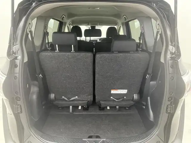 トヨタ シエンタ G 福岡県 2022(令4)年 4万km ブラックマイカ 社外ナビ（Ｂｌｕｅｔｏｏｔｈ）　/バックカメラ　/ＥＴＣ　/前方ドライブレコーダー　/コーナーセンサー　/衝突被害軽減ブレーキ　/レーンキープ　/オートマチックハイビーム　/アイドリングストップ　/両側電動スライドドア　/プッシュスタート/ＬＥＤヘッドライト