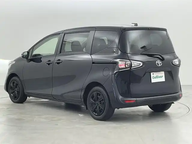トヨタ シエンタ G 福岡県 2022(令4)年 4万km ブラックマイカ 社外ナビ（Ｂｌｕｅｔｏｏｔｈ）　/バックカメラ　/ＥＴＣ　/前方ドライブレコーダー　/コーナーセンサー　/衝突被害軽減ブレーキ　/レーンキープ　/オートマチックハイビーム　/アイドリングストップ　/両側電動スライドドア　/プッシュスタート/ＬＥＤヘッドライト