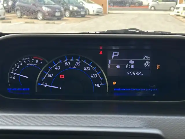 スズキ ワゴンＲ HYBRID FZ 沖縄県 2017(平29)年 5.1万km ピュアホワイトP (株)IDOMが運営する【じしゃロンOO店】の自社ローン専用車両になりますこちらは現金またはオートローンご利用時の価格です。自社ローンご希望の方は別途その旨お申付け下さい/・プッシュスタート　/・ナビ　/・バックカメラ　/・Ｂｌｕｅｔｏｏｔｈ接続　/・ＥＴＣ　/・ヘッドアップディスプレイ　/・純正アルミホイール　/・純正フロアマット　/・横滑り防止装置　/・盗難防止装置　/・衝突被害軽減システム