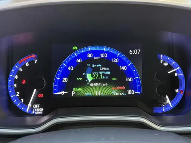 トヨタ カローラ スポーツ ハイブリッドG Z 滋賀県 2021(令3)年 4.1万km プラチナホワイトパールマイカ フルセグテレビ（走行中視聴可能）/アイドリングストップ/ウィンカーミラー/クルーズコントロール/プッシュスタート/ETC/ブラインドスポットモニター/Miracast/モデリスタエアロ