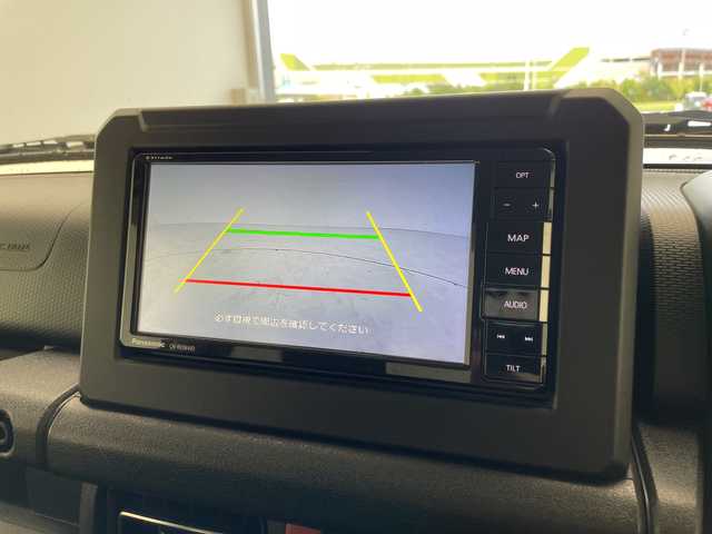 スズキ ジムニー XC 愛知県 2020(令2)年 4.3万km シフォンアイボリーM Panasonicストラーダ7インチナビ/(フルセグTV・Bluetooth・CD・DVD・AM・FM)/ETC/バックカメラ/クルーズコントロール機能/シートヒーター/純正16インチアルミホイール/純正フロアマット/背面タイヤ/センターデフロック/ダウンヒルアシスト/デュアルセンサーブレーキサポート/誤発進抑制機能/車線逸脱警報機能/ふらつき警報機能/先行車発進お知らせ機能/標識認識機能/後席シートベルトリマインダー/オートライトシステム/ライト自動消灯システム/ヒーテッドドアミラー/ヘッドランプウォッシャー/サイドアンダーミラー付ドアミラー