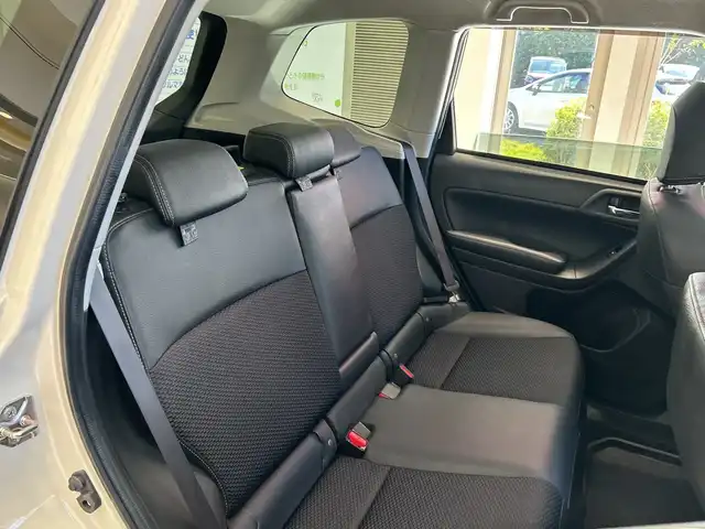 スバル フォレスター S－リミテッド 埼玉県 2015(平27)年 7.7万km クリスタルホワイトP アイサイト　/8インチフローティングナビ/　　CD/DVD/BT/フルセグ/バックカメラ　/レーダークルーズコントロール　/LEDオートライト　/ハーフレザーシート　/シートヒーター　/純正18インチアルミホイール　/パドルシフト　/ETC