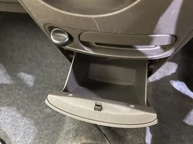 トヨタ シエンタ G 愛媛県 2008(平20)年 12.1万km ライトグリーンメタリック 社外メモリナビ　Bluetooth　CD　DVD　フルセグ　両側パワースライドドア　ナノイー　電格ミラー　ウインカーミラー　ドアバイザー　リモコンキー　スペアキー　キーレス　キセノンヘッドライト