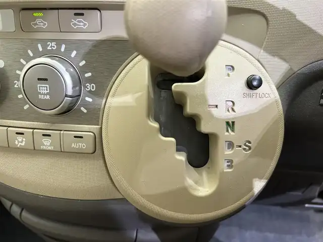 トヨタ シエンタ G 愛媛県 2008(平20)年 12.1万km ライトグリーンメタリック 社外メモリナビ　Bluetooth　CD　DVD　フルセグ　両側パワースライドドア　ナノイー　電格ミラー　ウインカーミラー　ドアバイザー　リモコンキー　スペアキー　キーレス　キセノンヘッドライト