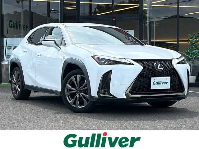 レクサス ＵＸ 200 Fスポーツ 大阪府 2020(令2)年 6.8万km ホワイトノーヴァガラスフレーク プリクラッシュセーフティ　ナビ　三眼ＬＥＤ　サンルーフ　革シート　前席シートヒーター　ハンドルヒーター　前席パワーシート　レーダークルコン　パワーバックドア　バックカメラ　ＣＤ　ＤＶＤ　ＢＴ　USB フルセグTV ＥＴＣ　