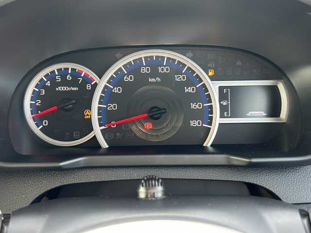 トヨタ ルーミー 岐阜県 2024(令6)年 1万km パールホワイトⅢ 登録時走行距離9752km/純正９型SDナビ/Blue tooth/CD/DVD/iPod/SDミュージックサーバー可　/フルセグテレビ/全方位カメラ　/両側パワースライドドア/ＬＥＤヘッドライト　/オートライト/トヨタセーフティセンス/レーンキープアシスト　/エアバッグW/レーダークルーズコントロール　/コーナーセンサー前後　/ドライブレコーダー前後/横滑り防止装置　/ビルトインＥＴＣ/スマートキー/プッシュスタート/布系シート/シートヒーター前席/フルフラットシート/社外フロアマット/純正15アルミホイール/HDMI入力端子/ドアバイザー/ウィンカーミラー/背面テーブル