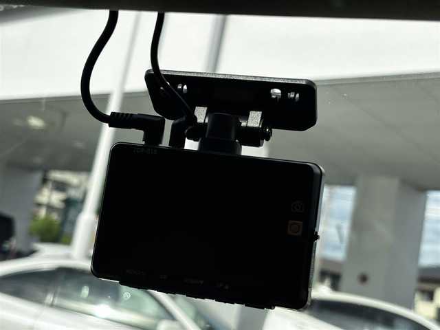 ボルボ Ｖ６０ D4 SE 熊本県 2018(平30)年 5.2万km マジックブルーマイカ ワンオーナー/純正ナビ/【ワンセグTV/Bluetooth/CD/DVD/AUX】/バックカメラ/衝突軽減ブレーキ/クルーズコントロール/ブラインドスポットモニター/レーンアシスト/コーナーセンサー/パドルシフト/前席パワーシート/前席シートヒーター/前後ドライブレコーダー/純正17インチAW/ETC/電子パーキング/プッシュスタート