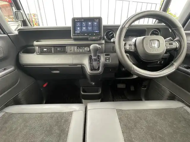 ホンダ Ｎ ＢＯＸ カスタム ターボ 大阪府 2025(令7)年 0.5万km クリスタルブラックパール ホンダセンシング/純正コネクトナビ　/　　　フルセグTV/Bluetooth　/両側パワースライドドア　/追従型クルーズコントロール/パドルシフト/シートヒーター　/ETC　/前後ドライブレコーダー/前後コーナーセンサー　　/LEDヘッドライト