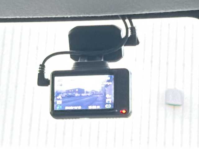 スズキ スペーシア カスタム HYBRID XS ターボ 道北・旭川 2021(令3)年 6.4万km ブルーイッシュブラックパール3 /４WD//禁煙車//スズキセーフティセンス/デュアルカメラブレーキサポート/誤発進抑制機能/車線逸脱警報/ふらつき警報/先行車発進お知らせ機能/標識認識機能/ハイビームアシスト/アダプティブクルーズコントロール//純正ナビ/CD/DVD/SD/BT/TV//バックカメラ//両側パワースライドドア//前席シートヒーター//社外ドライブレコーダー前後//社外エンジンスターター//HUD//リアサーキュレーター//オートエアコン//ミラーヒーター//ハーフレザーシート//革巻きステアリング//ステアリングスイッチ//パドルシフト//アイドリングストップ//オートエアコン//LEDヘッドライト//LEDフォグランプ//LEDフロントイルミネーション//ミラーウィンカー//電動格納ミラー//ドアバイザー//スペアキー//夏タイヤ純正AW積込み//保証書//取説