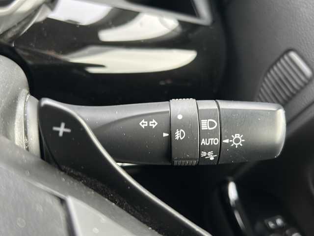 スズキ スペーシア カスタム HYBRID XS ターボ 道北・旭川 2021(令3)年 6.4万km ブルーイッシュブラックパール3 /４WD//禁煙車//スズキセーフティセンス/デュアルカメラブレーキサポート/誤発進抑制機能/車線逸脱警報/ふらつき警報/先行車発進お知らせ機能/標識認識機能/ハイビームアシスト/アダプティブクルーズコントロール//純正ナビ/CD/DVD/SD/BT/TV//バックカメラ//両側パワースライドドア//前席シートヒーター//社外ドライブレコーダー前後//社外エンジンスターター//HUD//リアサーキュレーター//オートエアコン//ミラーヒーター//ハーフレザーシート//革巻きステアリング//ステアリングスイッチ//パドルシフト//アイドリングストップ//オートエアコン//LEDヘッドライト//LEDフォグランプ//LEDフロントイルミネーション//ミラーウィンカー//電動格納ミラー//ドアバイザー//スペアキー//夏タイヤ純正AW積込み//保証書//取説