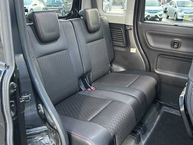 スズキ スペーシア カスタム HYBRID XS ターボ 道北・旭川 2021(令3)年 6.4万km ブルーイッシュブラックパール3 /４WD//禁煙車//スズキセーフティセンス/デュアルカメラブレーキサポート/誤発進抑制機能/車線逸脱警報/ふらつき警報/先行車発進お知らせ機能/標識認識機能/ハイビームアシスト/アダプティブクルーズコントロール//純正ナビ/CD/DVD/SD/BT/TV//バックカメラ//両側パワースライドドア//前席シートヒーター//社外ドライブレコーダー前後//社外エンジンスターター//HUD//リアサーキュレーター//オートエアコン//ミラーヒーター//ハーフレザーシート//革巻きステアリング//ステアリングスイッチ//パドルシフト//アイドリングストップ//オートエアコン//LEDヘッドライト//LEDフォグランプ//LEDフロントイルミネーション//ミラーウィンカー//電動格納ミラー//ドアバイザー//スペアキー//夏タイヤ純正AW積込み//保証書//取説