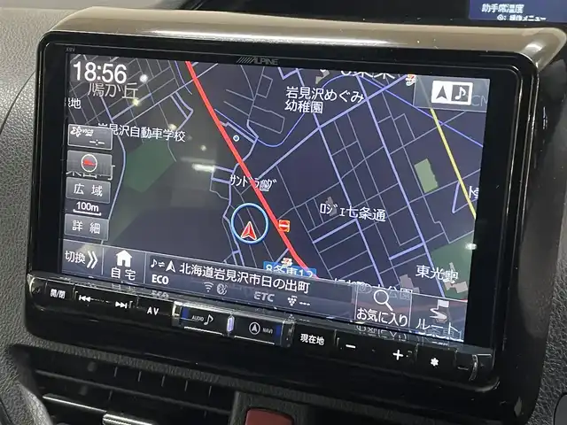 トヨタ ノア Si ダブルバイビー 道央・札幌 2017(平29)年 7.4万km ホワイトパールクリスタルシャイン ワンオーナー/4WD/アルパイン9インチメモリーナビ/CD/DVD/BT/SD/フルセグTV/アルパインフリップダウンモニター/純正16インチAW/Toyota Safety Sense C/クルーズコントロール/両側パワースライドドア/アイドリングストップ/ステアリングリモコン/バックカメラ/革調シートカバー/オートハイビーム/LEDヘッドライト/フォグライト/純正エンジンスターター/スマートキー×2/ビルトインETC/プッシュスタート/ドアバイザー/フロアマット/社外15AW付スタッドレス積込/　195/65/15 2022年製　5mm/保証書/取扱説明書