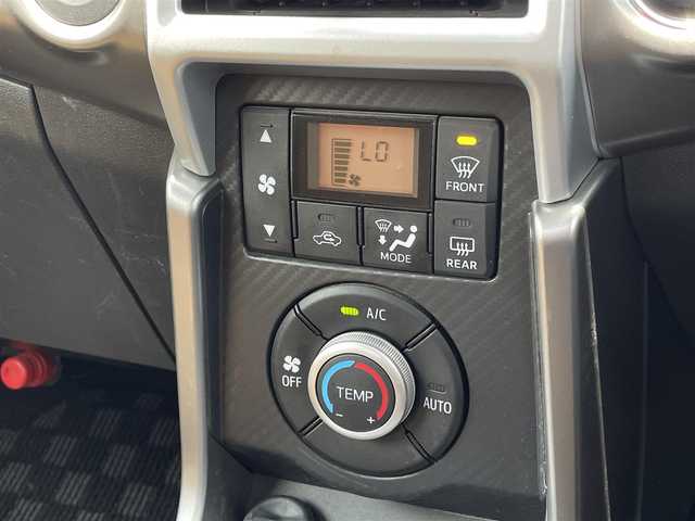ダイハツ コペン セロ 三重県 2019(令1)年 3.8万km マタドールレッドP ターボ　/社外フルセグナビ　/ＬＥＤライト　/Ｂｌｕｅｔｏｏｔｈ　/ＣＤ　/ＤＶＤ　/スマートキー　/プッシュスタート　/シートヒーター　/電動オープン　/フォグライト　/１オーナー　/純正１６AW /アイドリングストップ