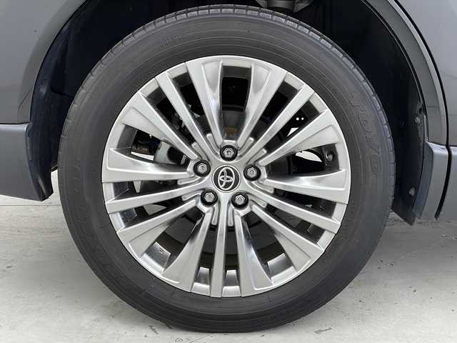 トヨタ ハリアー ハイブリッド Z レザーパッケージ 宮城県 2021(令3)年 6.1万km プレシャスブラックパール パノラマルーフ/全周囲カメラ/JBL/Toyota Safety Sense/・プリクラッシュセーフティ/・レーントレーシングアシスト/・レーダークルーズコントロール/・オートマチックハイビーム/ブラインドスポットモニター/レザーシート/ヘッドアップディスプレイ/メーカOP12インチDAナビ/・BT.USB.AUX.Miracast/フルセグTV/デジタルインナーミラー/電動リアゲート/前席パワーシート/前席シートヒーター/前席エアーシート/ステアリングヒーター/革巻きステアリング/ステアリングスイッチ/純正ドライブレコーダー（F）/ビルトインETC2.0/LEDヘッドライト/LEDフォグランプ/プッシュスタート/スマートキー×2/電動パーキングブレーキ/純正フロアマット/純正19インチAW