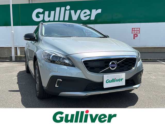 ボルボ Ｖ４０ クロスカントリー T5 AWD 福島県 2013(平25)年 6.3万km エレクトリックシルバーメタリック ４ＷＤ/純正メモリナビ＆フルセグＴＶ/（ＵＳＢ＆ＢＴ）/衝突軽減ブレーキ/クルーズコントロール/レーンキープアシスト/ＥＴＣ/純正１７inアルミホイール/オートライト/ＨＩＤライト/電動格納ミラー/スマートキー/プッシュスタート/Ｗ＋サイドエアバッグ/ＡＢＳ/フロアマット/新車保証書