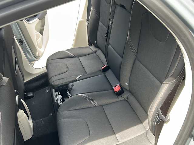 ボルボ Ｖ４０ クロスカントリー T5 AWD 福島県 2013(平25)年 6.3万km エレクトリックシルバーメタリック ４ＷＤ/純正メモリナビ＆フルセグＴＶ/（ＵＳＢ＆ＢＴ）/衝突軽減ブレーキ/クルーズコントロール/レーンキープアシスト/ＥＴＣ/純正１７inアルミホイール/オートライト/ＨＩＤライト/電動格納ミラー/スマートキー/プッシュスタート/Ｗ＋サイドエアバッグ/ＡＢＳ/フロアマット/新車保証書