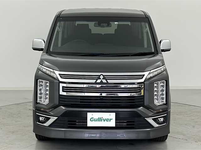 三菱 デリカＤ：５ アーバンギア G パワーパッケージ 宮城県 2019(平31)年 5万km アイガーグレーメタリック 禁煙車/e-Assist	/・衝突被害軽減ブレーキシステム/・車線逸脱警報システム/・オートマチックハイビーム/・後側方車両検知警報システム/・レーダークルーズコントロール/マルチアラウンドモニター/純正10型ナビ/・CD.DVD.USB.BT/フルセグTV/両側パワースライドドア/電動リアゲート/LEDヘッドライト/LEDフォグランプ/パドルシフト/ステアリングスイッチ/運転席パワーシート/前席シートヒーター/ビルトインETC/横滑り防止装置/アイドリングストップ/プッシュスタート/スマートキー×2/純正18inAW/純正フロアマット