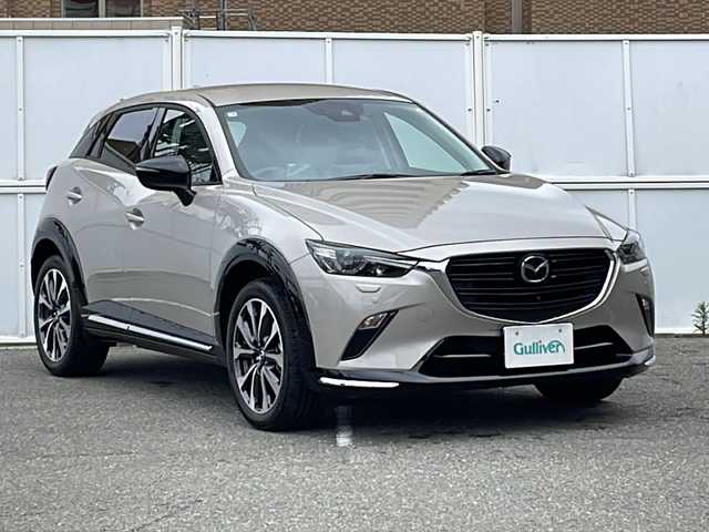 マツダ ＣＸ－３ 15S アーバンドレッサー 秋田県 2025(令7)年 0.5万km プラチナクォーツメタリック 特別仕様車/ワンオーナー/Bluetooth/Ａｐｐｌｅ　ＣａｒＰｌａｙ/フルセグTV/全周囲カメラ/専用レザーシート/シートヒーター/ハンドルヒーター/純正１８インチアルミ/コーナーセンサー/LEDヘッドライト/オートワイパー/レーンキープ/HUD/BSM/ETC