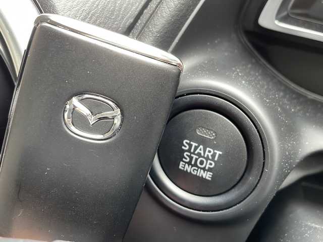 マツダ ＣＸ－３ 15S アーバンドレッサー 秋田県 2025(令7)年 0.5万km プラチナクォーツメタリック 特別仕様車/ワンオーナー/Bluetooth/Ａｐｐｌｅ　ＣａｒＰｌａｙ/フルセグTV/全周囲カメラ/専用レザーシート/シートヒーター/ハンドルヒーター/純正１８インチアルミ/コーナーセンサー/LEDヘッドライト/オートワイパー/レーンキープ/HUD/BSM/ETC