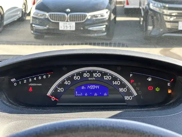 ホンダ フリード Gエアロ 鳥取県 2011(平23)年 15万km アラバスターシルバーメタリック 社外１５インチアルミ/純正メモリナビ/バックカメラ/ワンセグＴＶ　ＳＤ　ＣＤ/フロマアット/ドアバイザー/キーレス/リヤスポイラー