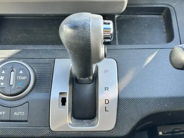 ホンダ フリード Gエアロ 鳥取県 2011(平23)年 15万km アラバスターシルバーメタリック 社外１５インチアルミ/純正メモリナビ/バックカメラ/ワンセグＴＶ　ＳＤ　ＣＤ/フロマアット/ドアバイザー/キーレス/リヤスポイラー