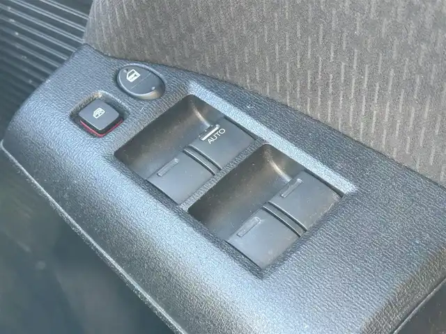 ホンダ フリード Gエアロ 鳥取県 2011(平23)年 15万km アラバスターシルバーメタリック 社外１５インチアルミ/純正メモリナビ/バックカメラ/ワンセグＴＶ　ＳＤ　ＣＤ/フロマアット/ドアバイザー/キーレス/リヤスポイラー