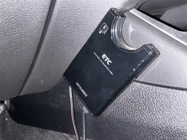 スバル インプレッサ ＷＲＸ STI A－Line 埼玉県 2011(平23)年 7.3万km WRブルーマイカ 社外ナビ　MDV-727DT/（フルセグTV/CD/DVD/BT/USB/SD/AM/FM）/ＥＴＣ/STI革シート/Carrozzeriaスピーカー/STIキャリパー/クルーズコントロール/運転席シートヒーター/運転席パワーシート/アルミペダル/パドルシフト/ステアリングスイッチ/ＨＩＤヘッドライト/フォグランプ/トノカバー/ドライブモードセレクト/純正フロアマット/プッシュスタート/電動格納ミラー/ウィンカーーミラー/スマートキー/スペアキー×1/純正ドアバイザー/スタッドレスタイヤ4本車載/社外235/45/17インチAW4本車載/車両/ナビ取扱説明書/保証書
