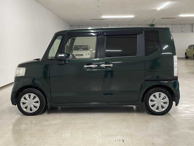 ホンダ Ｎ ＢＯＸ G Lパッケージ 熊本県 2016(平28)年 7万km ブリティッシュグリーンP 社外SDナビ（フルセグ、ラジオ、BT、CD、DVD、SD）/ETC/バックカメラ/片側パワスラ/ハロゲンライト/ベンチシート/スマートキー/プッシュスタート/フロアマット/ドアバイザー/リアサンシェード/横滑り防止
