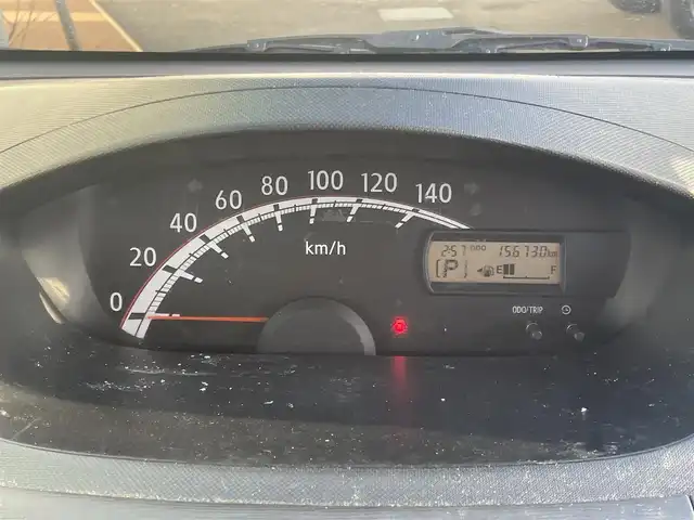 ダイハツ ムーヴ L 道央・札幌 2011(平23)年 15.7万km パールホワイトⅢ ・4WD/・社外オーディオ/・CD・ＦＭ・ＡＭ・ＭＤ・ＡＵＸ/・ETC/・純正フロアマット/・電動格納ミラー/・ベンチシート/・ヘッドライトレベライザー/・バニティミラー/・保証書/・取扱説明書