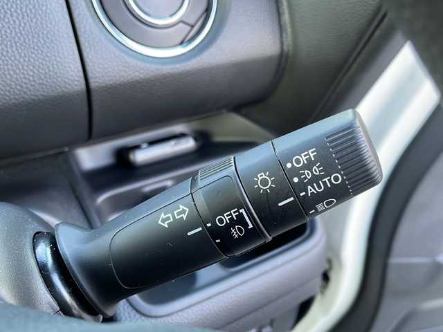 ホンダ Ｎ ＢＯＸ カスタム L 山口県 2024(令6)年 0.4万km プラチナホワイトパール ワンオーナー/純正ナビ/DVD/CD/SD/MSV/USB/BT/フルセグTV/バックカメラ/純正LEDヘッドライト/純正フォグランプ/オートライト/ヘッドライトレベライザー/純正１４インチアルミホイール/左後ろパワースライドドア/ステアリングスイッチ/クルーズコントロール/衝突被害軽減ブレーキ/LKA/横滑り防止/コーナーセンサー/オートパーキングホールド/スマートキー×２/ドライブレコーダー/純正フロアマット/純正ドアバイザー/電動格納ウインカードアミラー