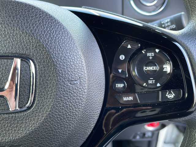 ホンダ Ｎ ＢＯＸ カスタム L 山口県 2024(令6)年 0.4万km プラチナホワイトパール ワンオーナー/純正ナビ/DVD/CD/SD/MSV/USB/BT/フルセグTV/バックカメラ/純正LEDヘッドライト/純正フォグランプ/オートライト/ヘッドライトレベライザー/純正１４インチアルミホイール/左後ろパワースライドドア/ステアリングスイッチ/クルーズコントロール/衝突被害軽減ブレーキ/LKA/横滑り防止/コーナーセンサー/オートパーキングホールド/スマートキー×２/ドライブレコーダー/純正フロアマット/純正ドアバイザー/電動格納ウインカードアミラー