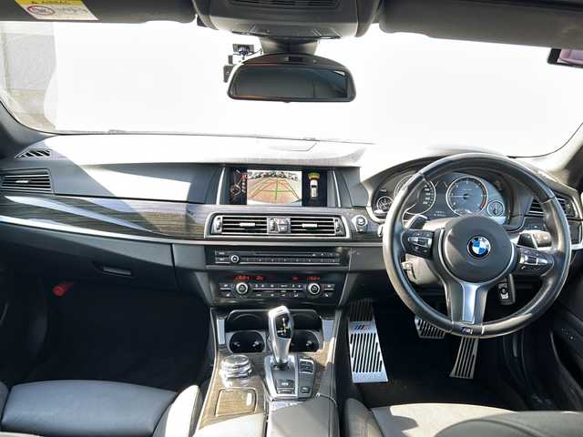 ＢＭＷ ５２３ｄ ツーリング Mスポーツ 栃木県 2016(平28)年 8万km パール 純正ナビ/バックカメラ/Ｂｌｕｅｔｏｏｔｈ/USB入力端子/ドライブレコーダー/ＥＴＣ/クルーズコントロール/パドルシフト/オートライト/レザーシート/パワーシート/シートヒーター/パワーバックドア/横滑り防止機能/コーナーセンサー/レーンキープアシスト/衝突被害軽減システム/アイドリングストップ