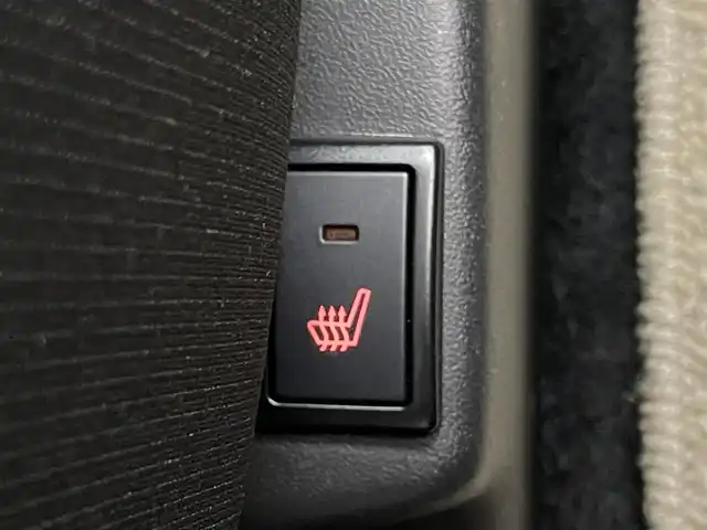 スズキ クロスビー HYBRID MZ 愛知県 2020(令2)年 1.9万km キャラバンアイボリーパールメタリック/ブラック 2トーンルーフ 社外ナビ　全方位カメラ　シートヒーター　禁煙車　フルセグＴＶ　Ｂｌｕｅｔｏｏｔｈ　ドラレコ　パドルシフト　ツートンカラー　デュアルセンサーブレーキ　衝突軽減　車線逸脱　ＬＥＤライト　パーキングセンサー