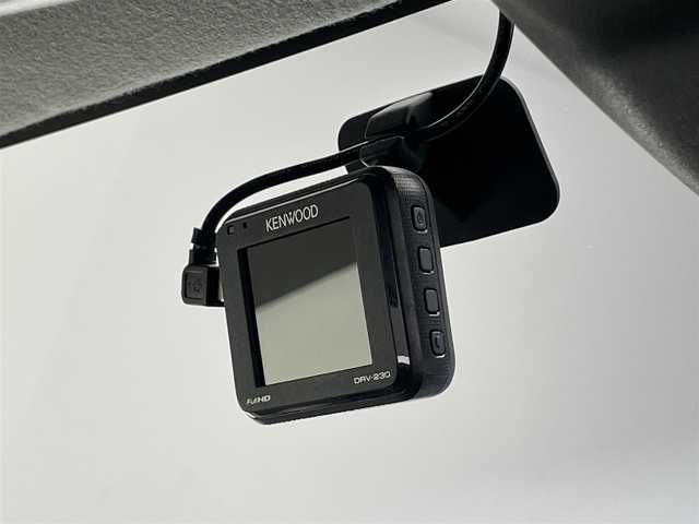 スズキ クロスビー HYBRID MZ 愛知県 2020(令2)年 1.9万km キャラバンアイボリーパールメタリック/ブラック 2トーンルーフ 社外ナビ　全方位カメラ　シートヒーター　禁煙車　フルセグＴＶ　Ｂｌｕｅｔｏｏｔｈ　ドラレコ　パドルシフト　ツートンカラー　デュアルセンサーブレーキ　衝突軽減　車線逸脱　ＬＥＤライト　パーキングセンサー