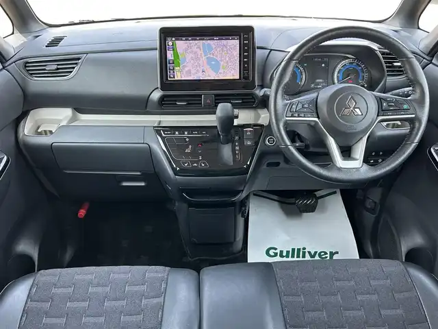 三菱 デリカミニ G プレミアム 兵庫県 2023(令5)年 1.4万km 緑 純正9インチメモリナビ/（AM/FM/BT/フルセグTV/SD）/全方位カメラ/マイパイロット/デジタルインナーミラー/ステアリングヒーター/ハンズフリースライドドア/両側パワースライドドア/クルーズコントロール/シートヒーター/衝突被害軽減システム/アイドリングストップ/スマートキー/プッシュスタート/LEDヘッドライト/ETC